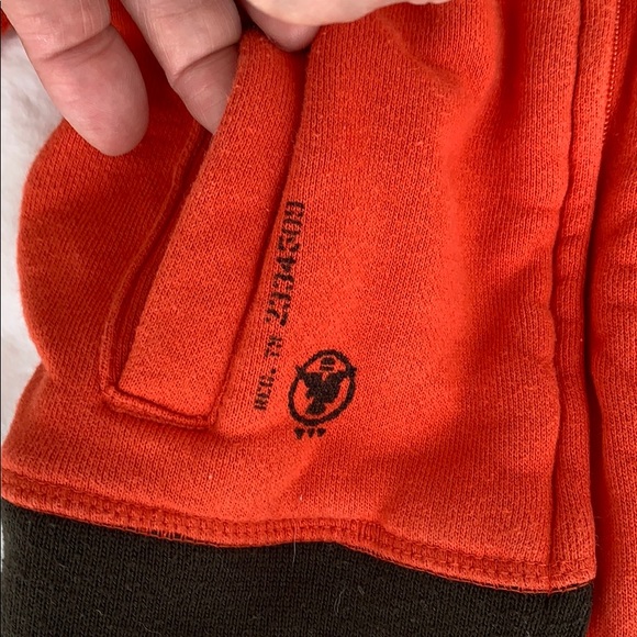 Hurley - Picture 3 of 5